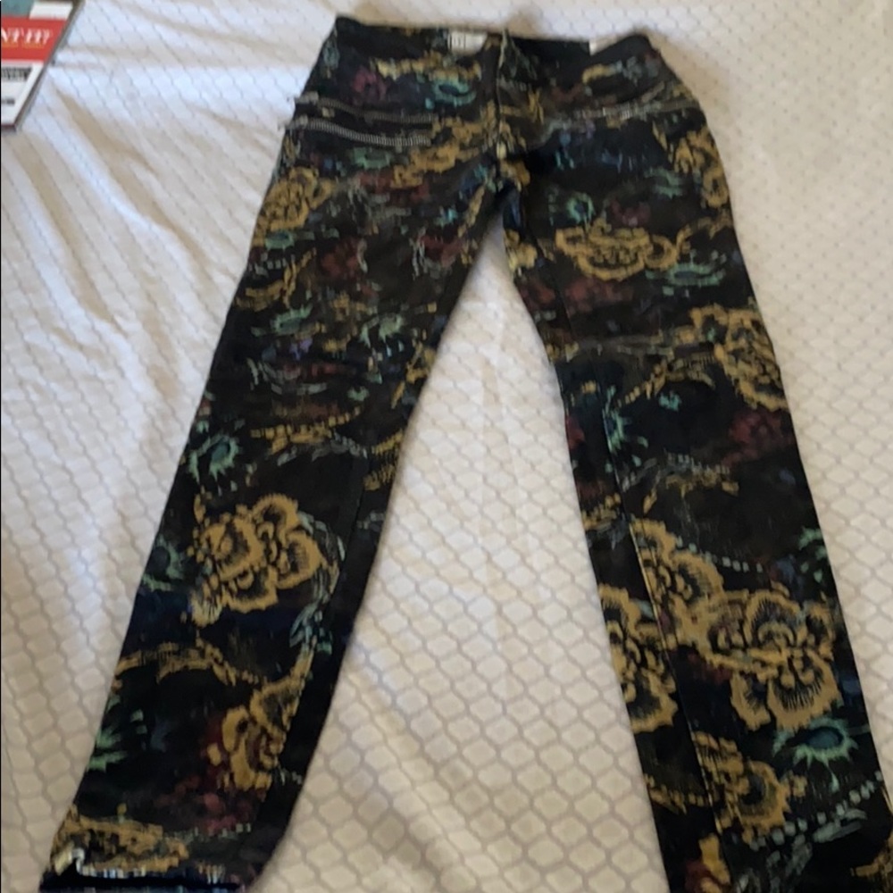 Free People floral velvet pants size 0